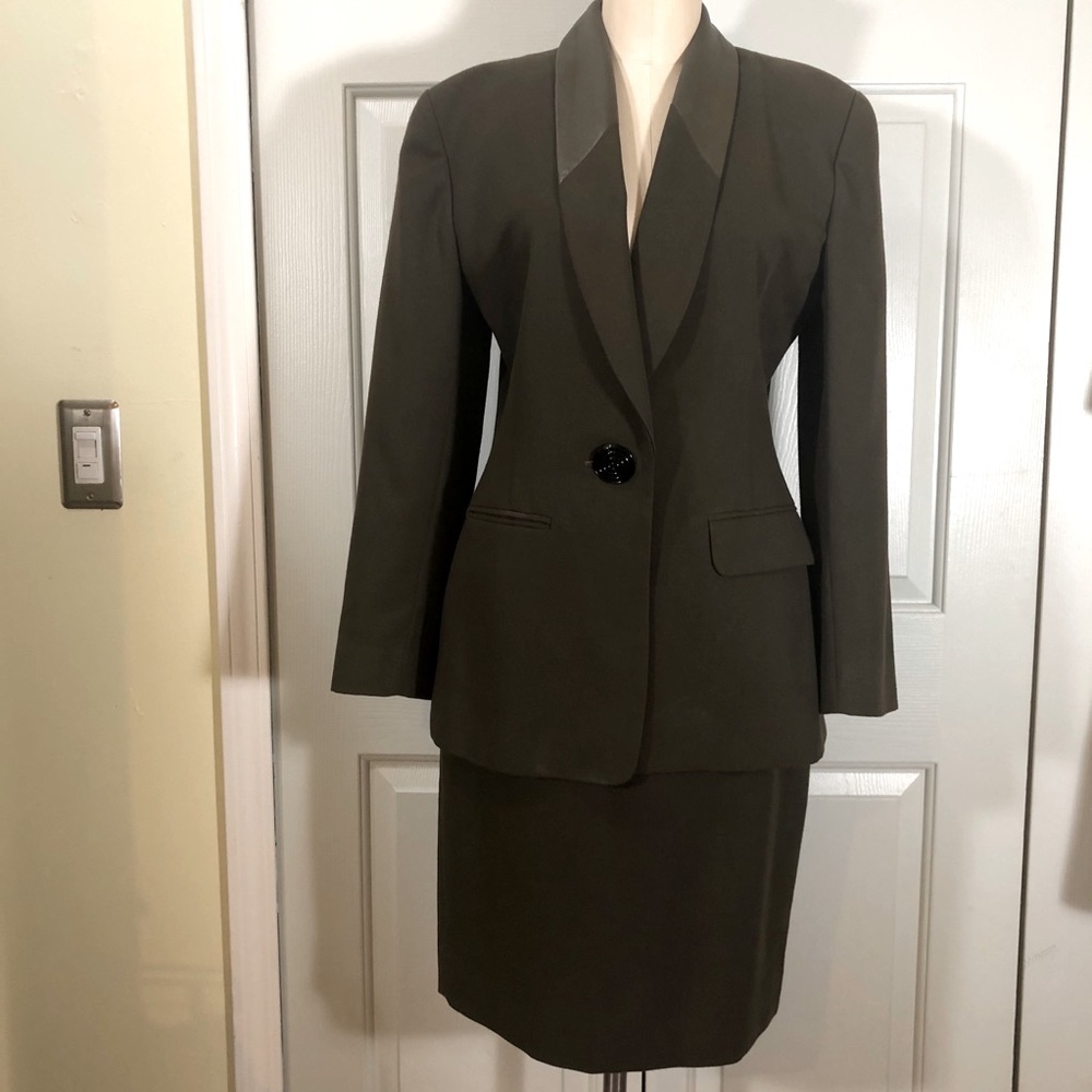 Vintage Kishi Leather Lapel Collar Pocket Blazer Skirt Suit Khaki Olive Size 8